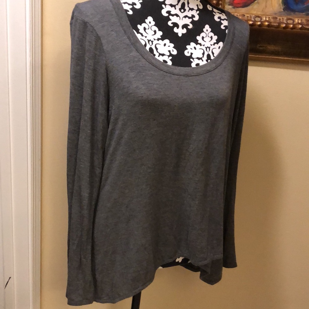 ☑️ Wilt hi-lo rounded hem long-sleeved soft & comfy t-shirt